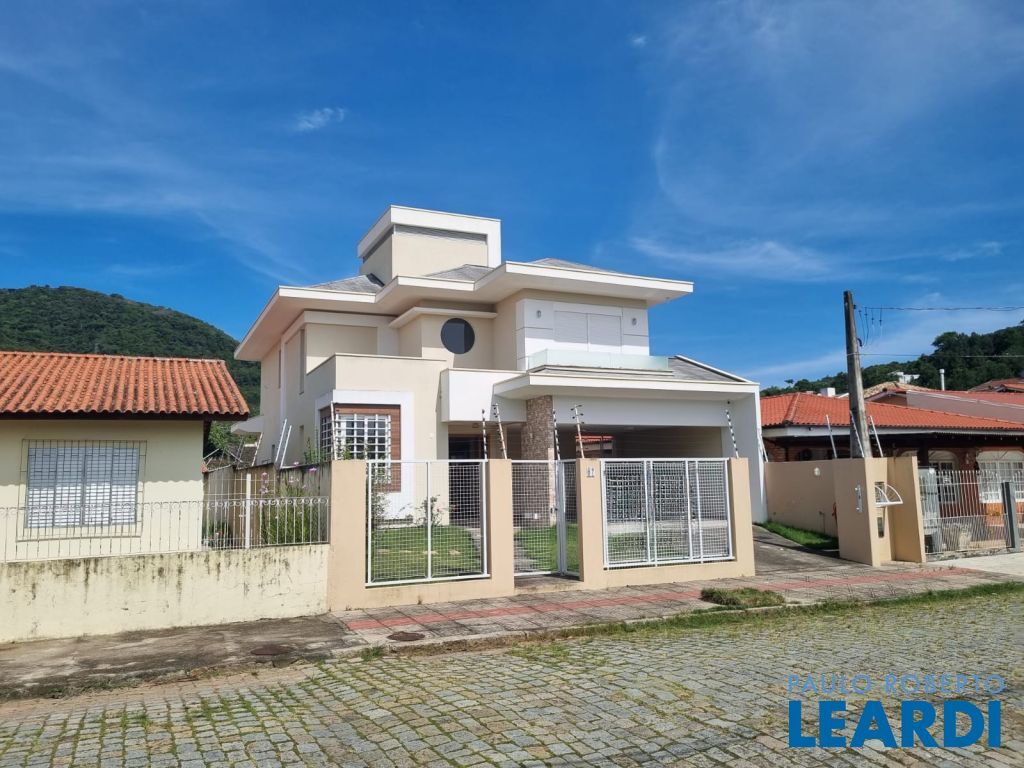 Casa T Rrea Para Loca O Em Itacorubi Florian Polis Sc Paulo